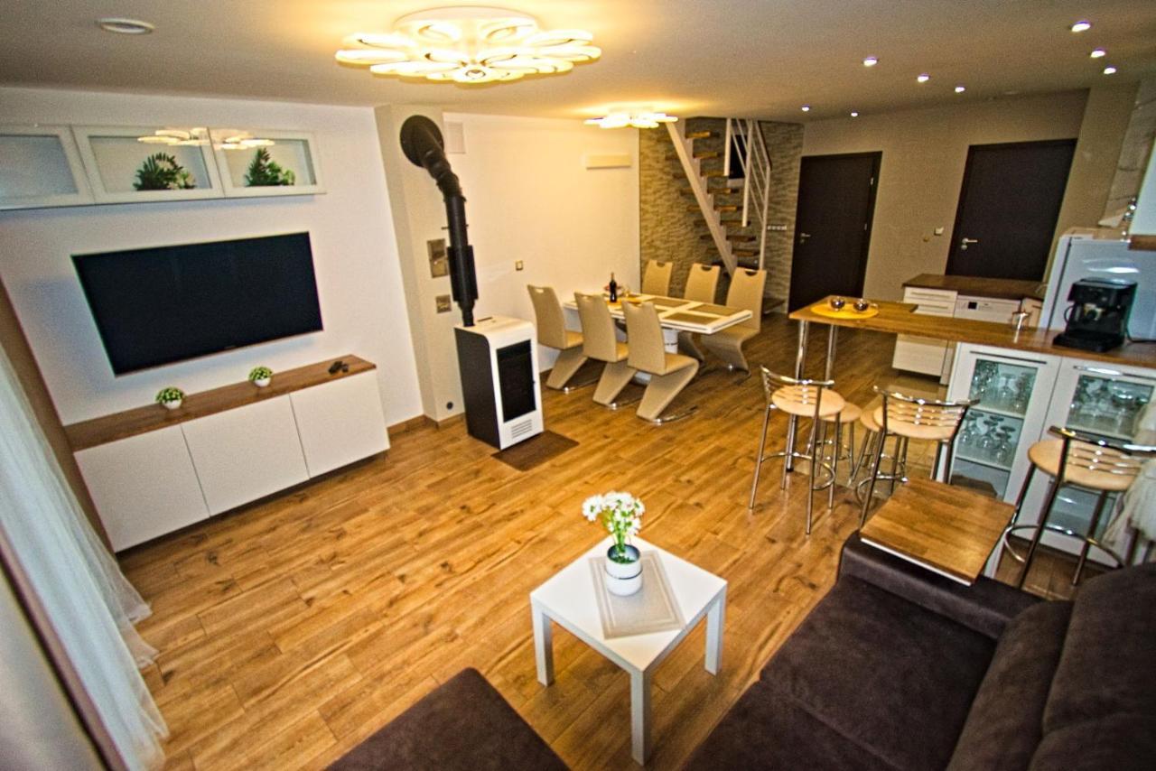 Daisy - Sunny Flowers Apartments Łukęcin Eksteriør billede