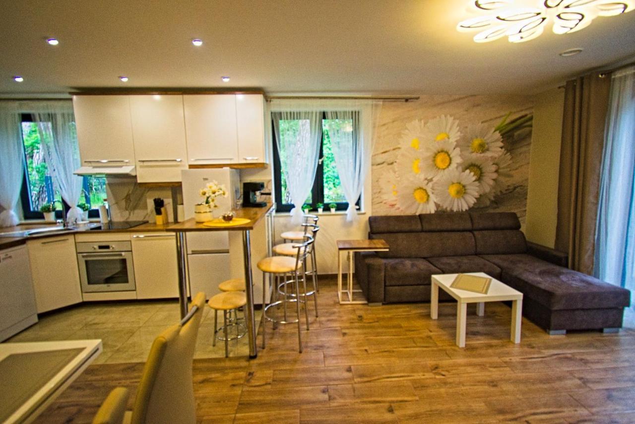 Daisy - Sunny Flowers Apartments Łukęcin Eksteriør billede