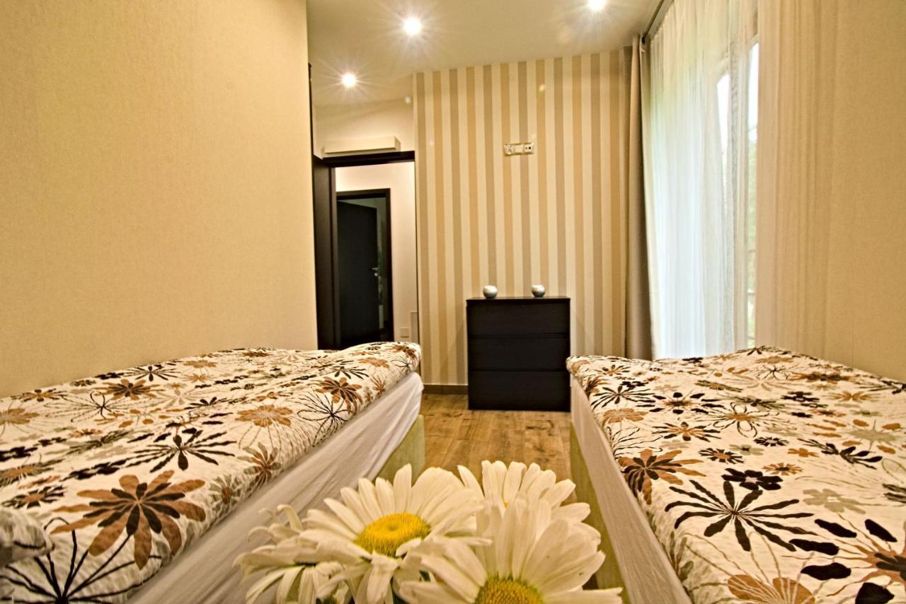 Daisy - Sunny Flowers Apartments Łukęcin Eksteriør billede